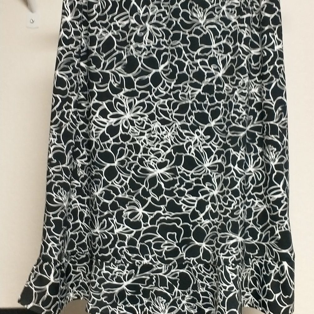 Black and white floral skirt
